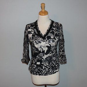 Fashque Small 3/4 Sheer Sleeve Black and White Shirt Top EUC